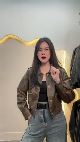 Áo khoác da nữ bomber cổ bẻ Quảng Châu #thuyaoda #aokhoacdanu #aodanuquangchau #aodacroptop 