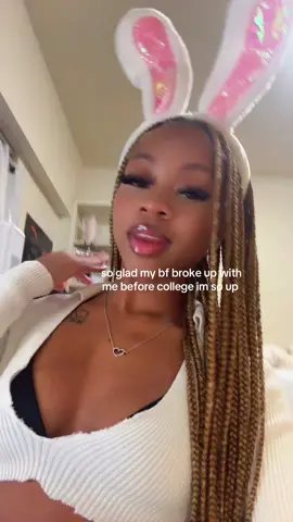 having a blast 🤣🤣🤣 and can’t get in trouble 
