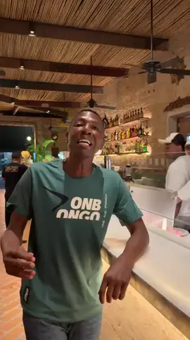 aiaiai uiuiui #jadimdenapoli #villanapoli #cantinaitaliana #trattori 