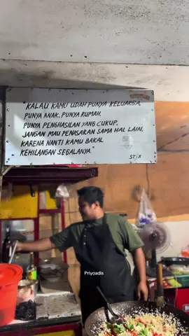 Koe bakale Nemu 10% seng Ora di Ndueni bojomu. Ning Awakmu bakale kelangan 90% seng di Ndueni bojomu. Mboh iku Perkoro Sabare, Perkoro Setiane utowo perkoro Liane. Ncen Wong Anyar memang ketok Luih Apik. Ning ilingo 