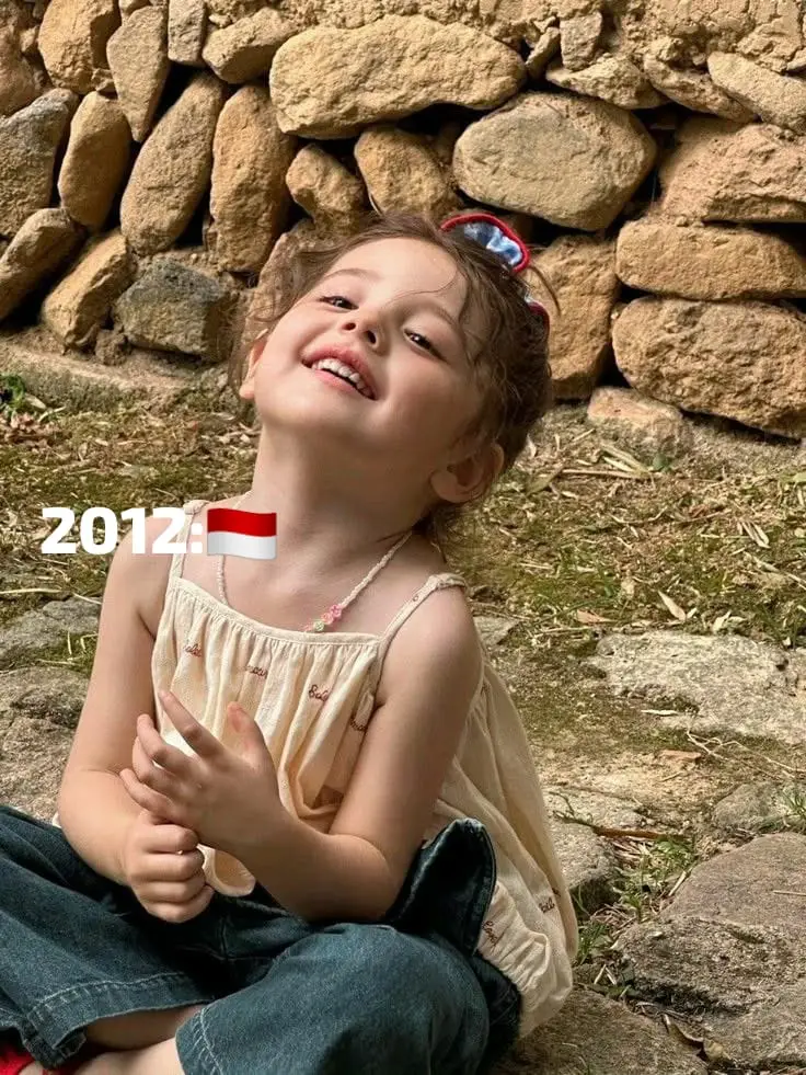 Hello, it really isn't me, it's a shame to use that face to hide my identity, but it is true that I have visited those countries. Hello, it really isn't me, it's a shame to use that face to hide my identity, but it is true that I have visited those countries. #fyp #negaranegara#indonesia #4u #fyppppppppppppppppppppppp 