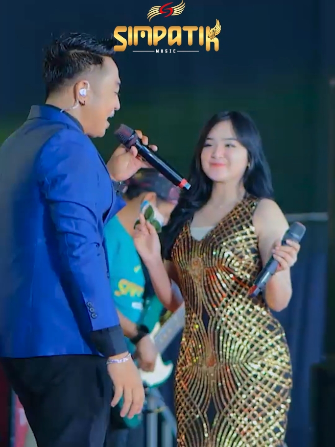 CINTA DARI SEBRANG - @irwandacademy2 Ft. @lailaayureal (SIMPATIK MUSIC LIVE KEDIRI) @Simpatik Music Official @ABRF` @Simpatikmusic_Daily @klkaudiorental @rnb_lighting1 