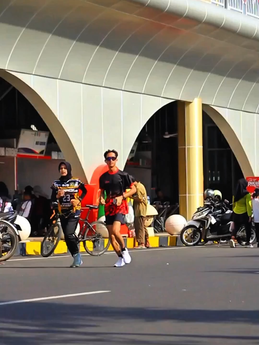 Cara Running Yang Benar 🤌  #kebumen #lewatfyp #fypdong #lewatbranda #jogingtime 