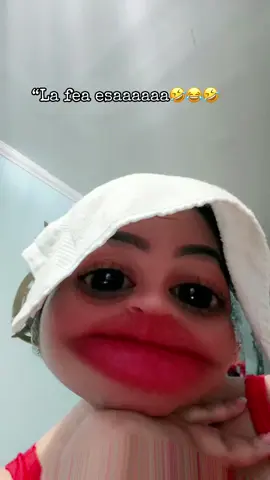 “Esta es, la fea esa 😎😂