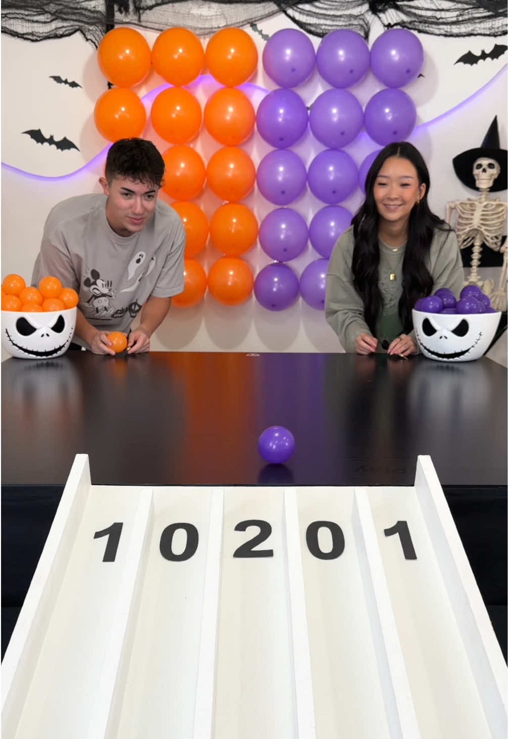 First to Pop all Balloons Wins! Halloween Edition Blake vs Kailii #halloween #game #challenge 