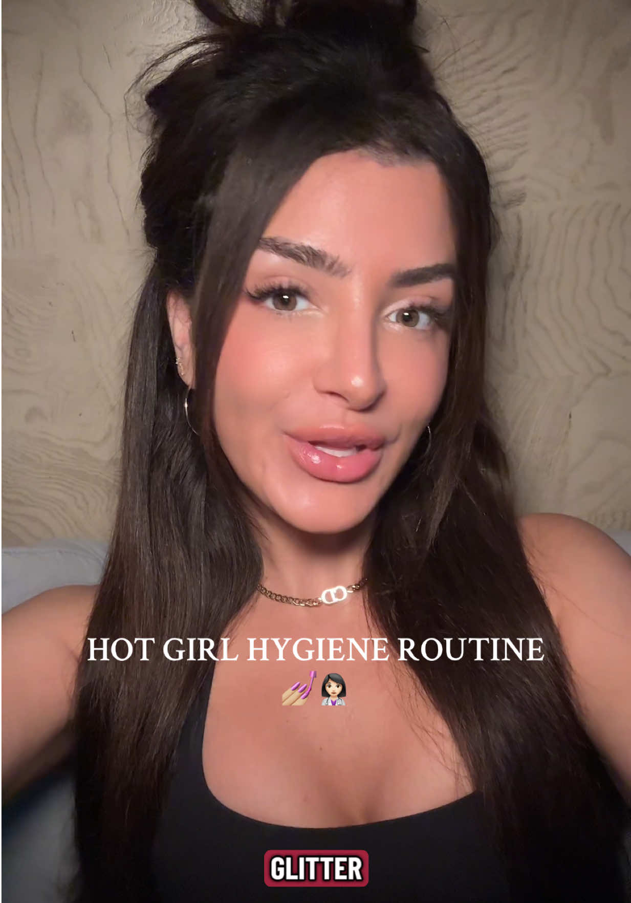 Hot girl hygiene routine, derm approved 💅🏼 👀 ✨ #dermatologist #hygiene #bodycare #skintok #skincareroutine 