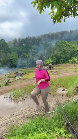 Hiburan pagi