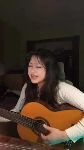 tb for my fellow uncs #hilaryduff #singing #guitar #cover 