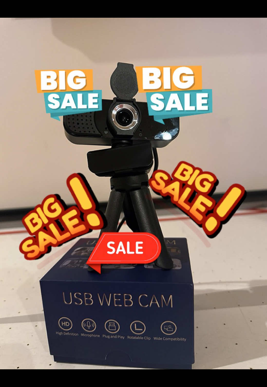 #camera #techgadgets #homecamera #BrilhaSemMedoEstácio #vloggingcamera Ultimate Streaming Companion - 1080P USB Webcam with Privacy Cover, Auto Focus, Dual Mics; Plug-and-Play (UVC), Wide-Angle, Low-Light, Multi-Mount; Compatible with Zoom/Teams/YouTube/OBS on Windows/Mac/Linux/Android