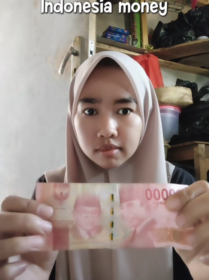 uang Indonesia susah diatur 😂🤣 #fyppppppppppppppppppppppp #viraltiktok #videolucu  #fitririndiany 