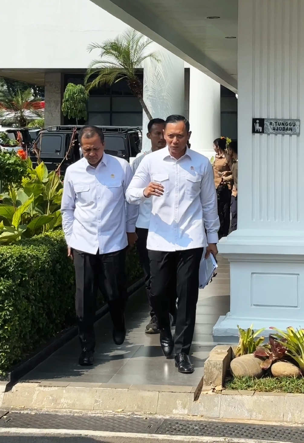 Pesona Pak Menko emang gamain mainn ini sih😭❤️🔥✨ #menko #ahy #agusyudhoyono #fyp #viral 