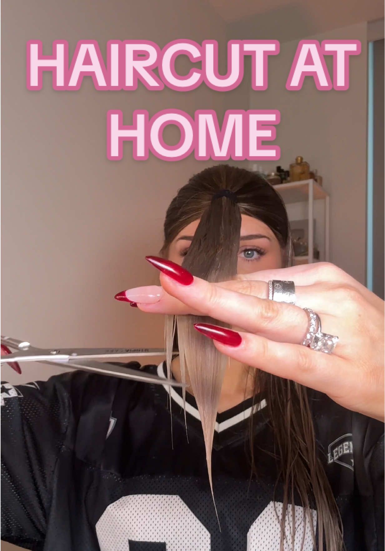 attempting the butterfly haircut at home 😭😭😭 #hairtok #hairtutorial #haircuttutorial #diyhaircut #diybeauty 