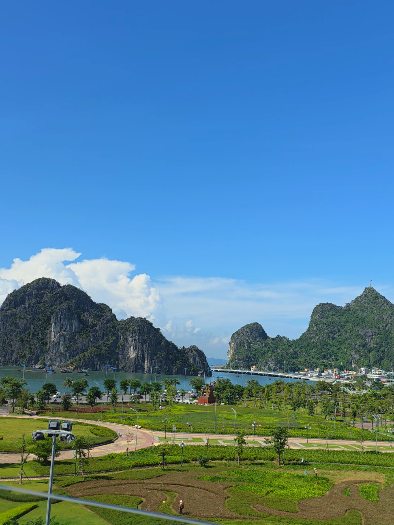 Mời 500 ae vào thẩm. #ateostay #dulichhalong #foodtourhalong #tiktok #viral 