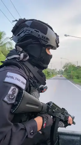 #เทรนด์วันนี้ ทหารพราน#นักรบชุดดํา #ทหารพรานชายแดนใต้ @บักป่าน‘ครับ @สวน.เทพ.บุษราคัม&โชคเก้าชั้น 