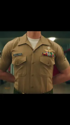 uhh he's so fineee  #maxparker #boots #netflix #edit #stg.sullvin