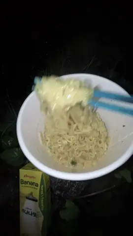 Help!!! Meowmeowasmr is lost in the woods!!!!😥😥 Its ok because i habe noodle!!! 😋😋 #fyp #foryoupage #viral #noodles #asmr 
