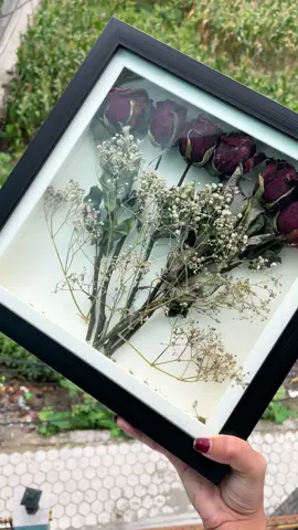 Shadowbox frame to preserve flower bouquet.  Insta :sparkle_cdesigns  WhatsApp:9840760740  #sparkledesigns #sparkledesignsbypuuh #shadowboxframe #flowerpreservation #rosepreservation 