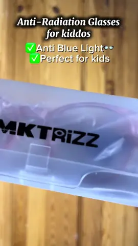 This is a great solution for those kids na mahilig mag babad sa gadgets nila. Bili na kayo mga momshie habang naka sale pa!! #eyeglassesfashion #mktrizzchildrens2in1glassesantiradiation #affordablefashion #fyppppppppppppppppppppppp #affiliatemarketing 