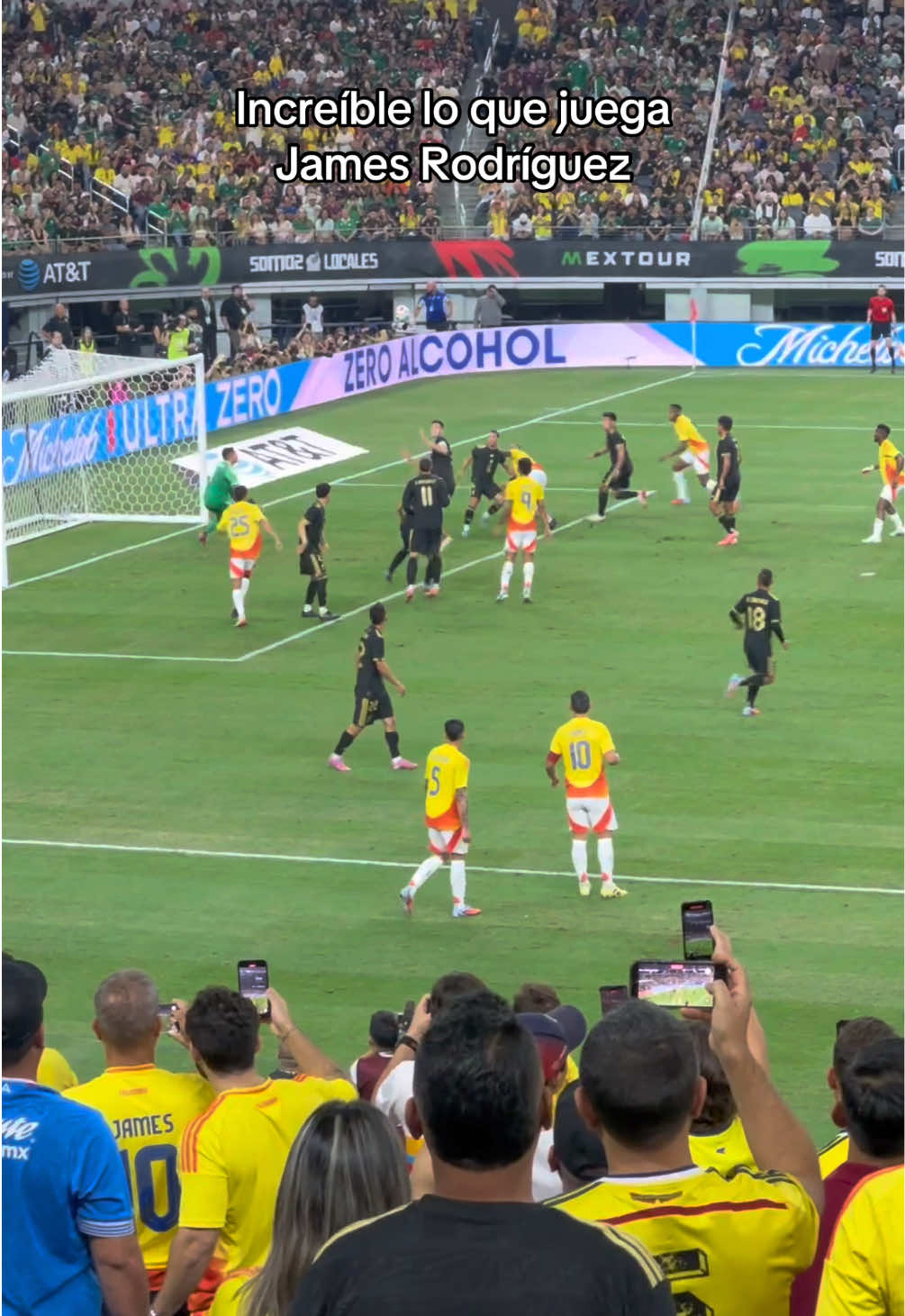 Increible el toque de James Rodríguez esta noche en el México vs Colombia #jamesrodriguez #miseleccionmx #deportesentiktok 