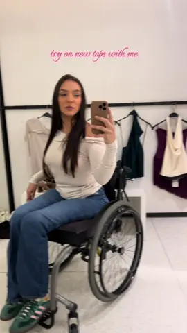 Can you guess which ones I actually went home with lol • #tryon #tryonwithme #wheelchairfashion 