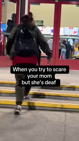 We waited to scare her and then she didn’t even hear us! 