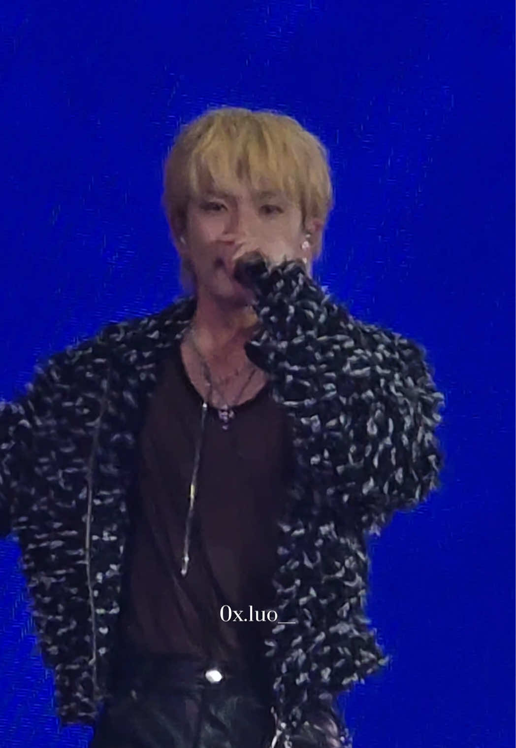 고마워でまさかの⁡カメラ目線！チャレドルアサヒ💛🌟⋆꙳ #treasure #asahi #고마워 #트레저 #ソウルコン 