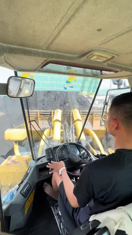 Một góc nhỏ lm việc của một anh công nhân lương tháng 5tr🥰🥰