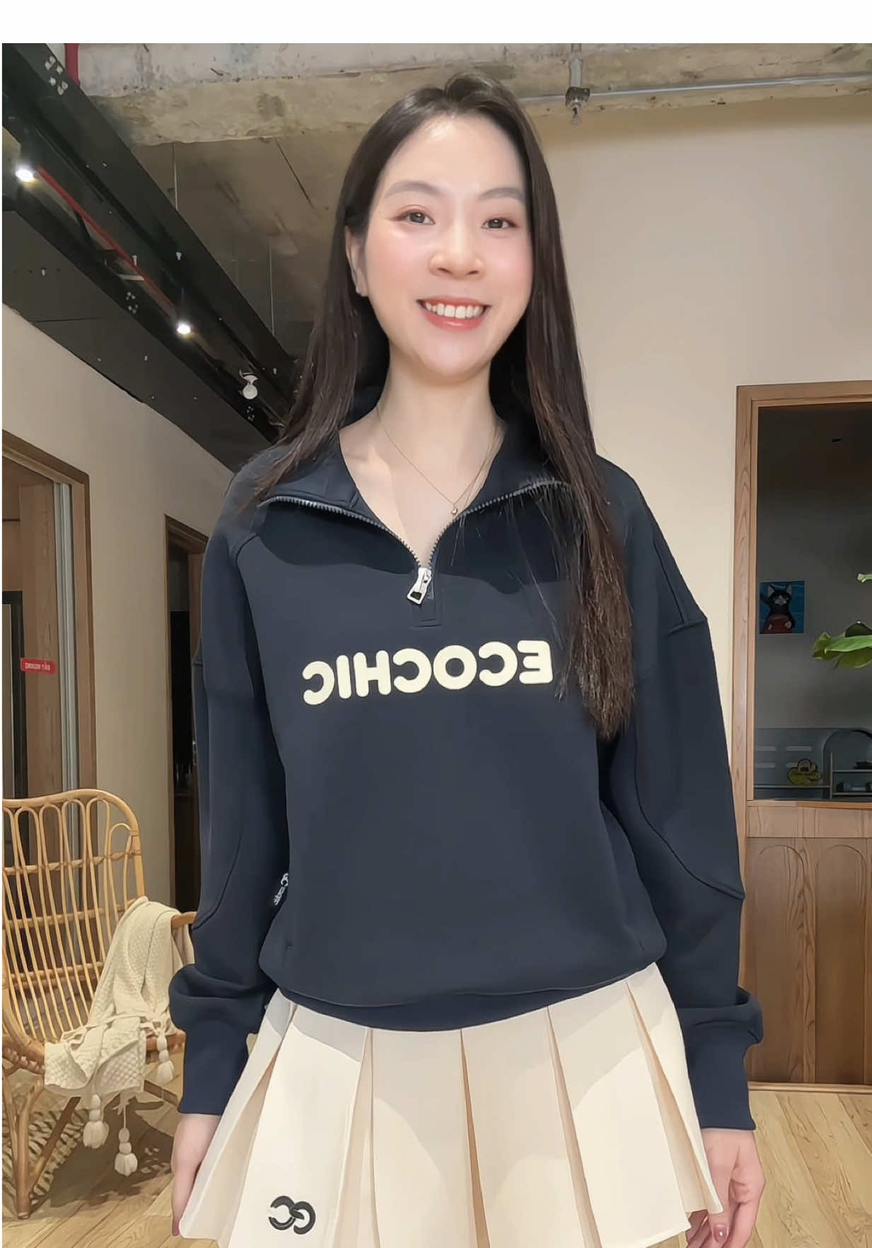 Áo sweater nhà ecochic phối form cực dễ mặc #linhlunglieng #aosweater #ecochic 