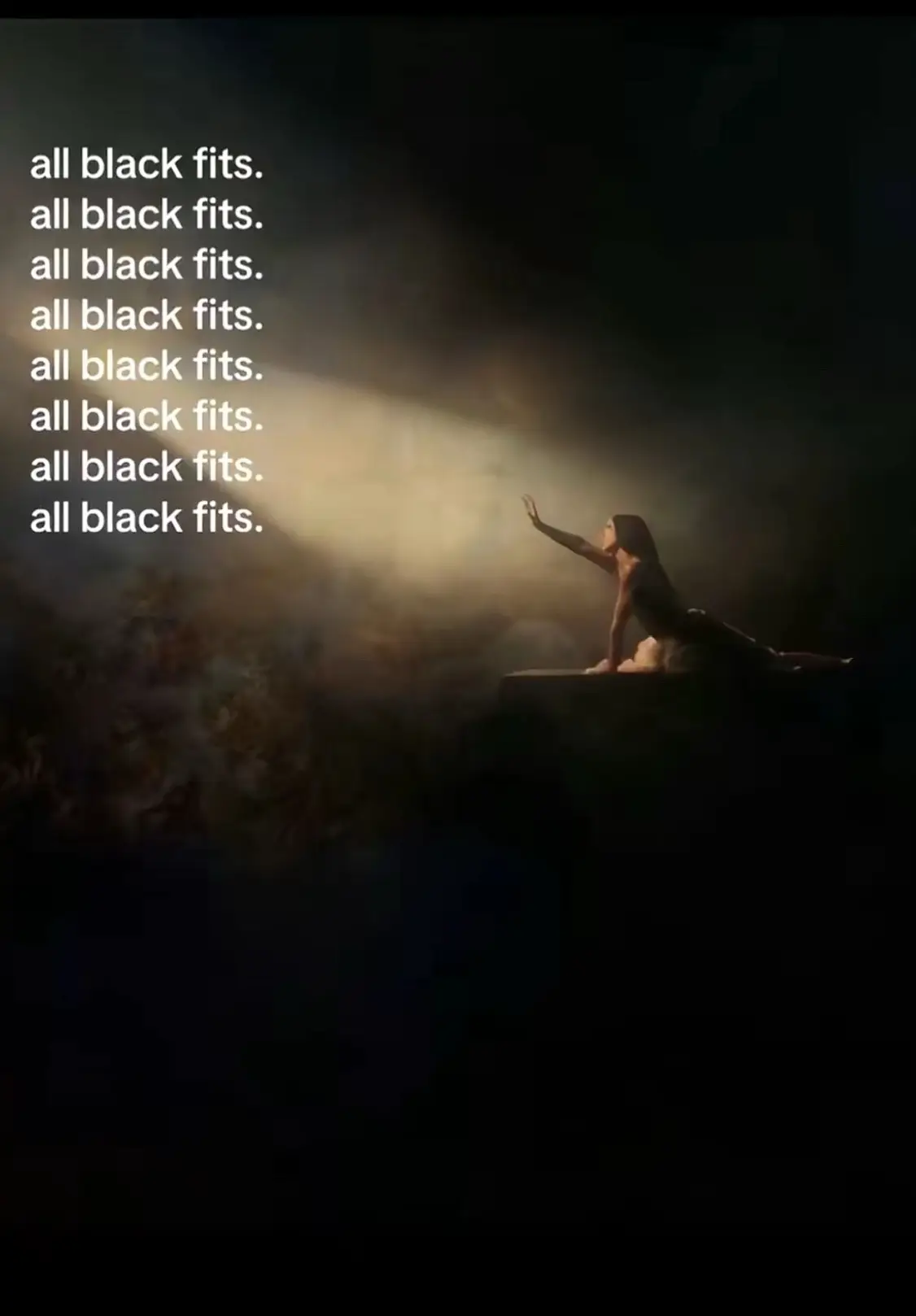 Yu can’t go wrong with black #fyp #_1tzex0tix_ #viralvideo 