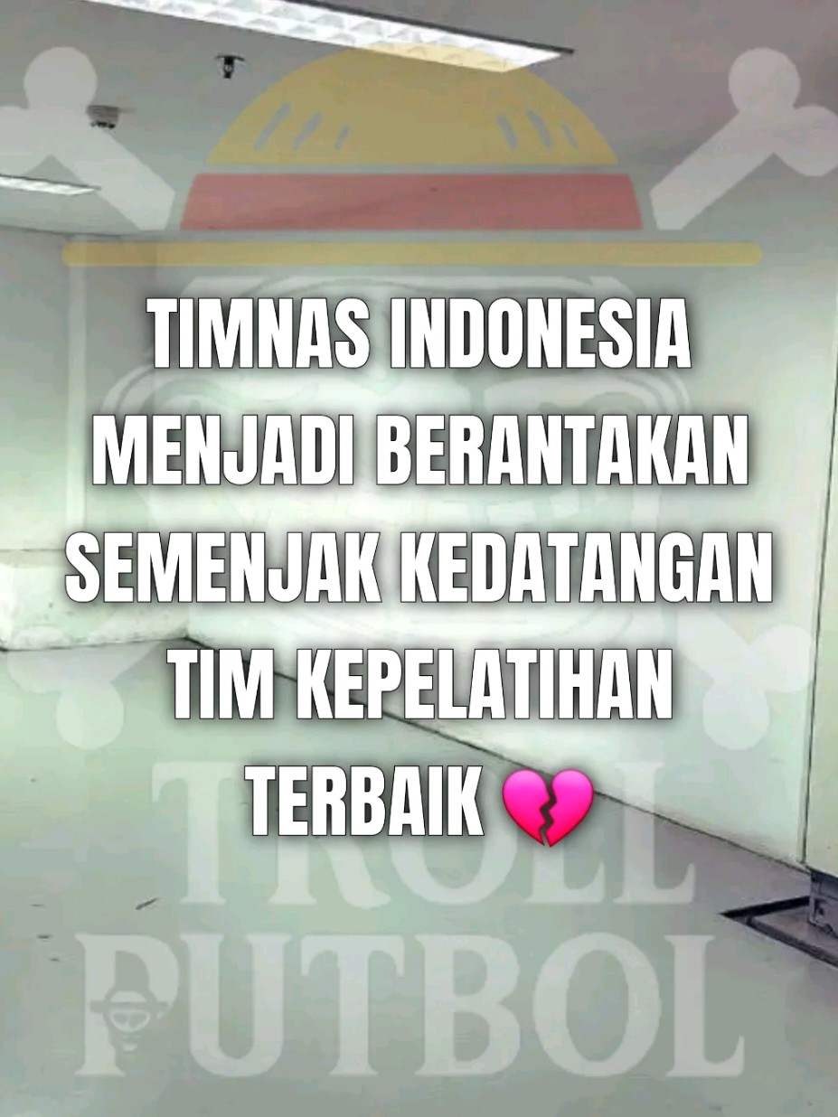 fans timnas indonesia sedang menunggu tanggapan erik thohir sat set, terkait kekalahan 2 kali tim nasional indonesia atas arab saudi dan irak, kekalahan di round 4 kualifikasi piala dunia ini dipastikan mengubur mimpi untuk bermain di world cup 2026 #eriktohir #aryasinulingga #pssi #timnasindonesia #sty 