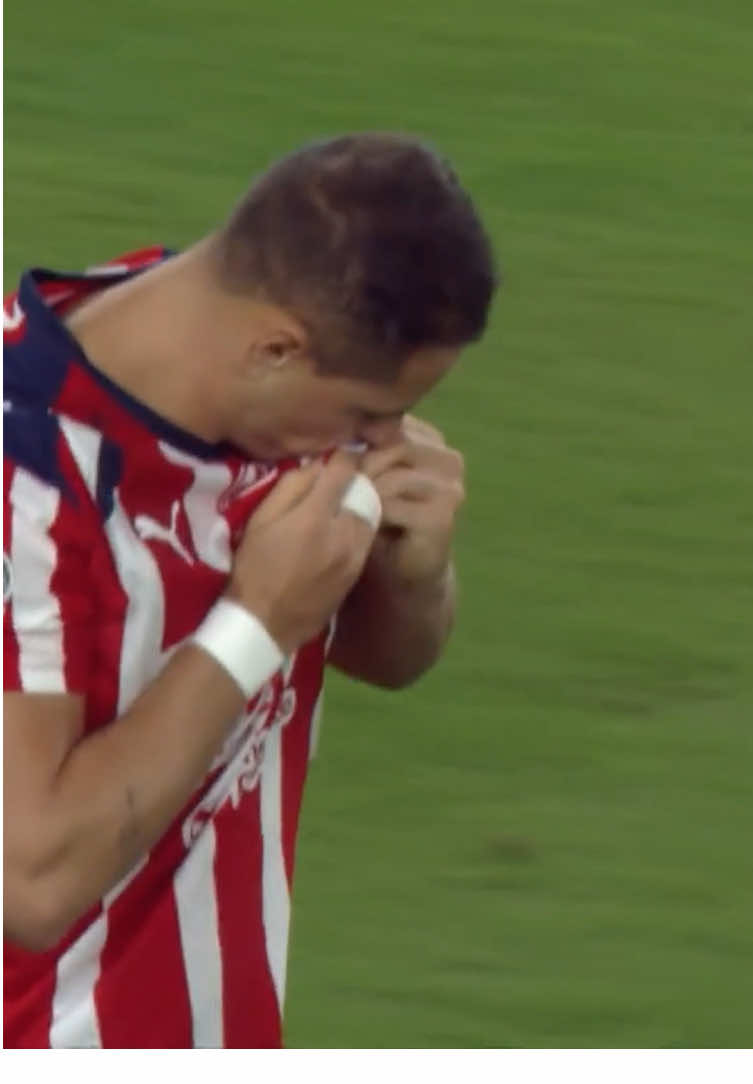🚨 ¡GOL DEL CHICHARITO! ¡CH14 LE MARCA POR PRIMERA VEZ EN SU CARRERA AL AMÉRICA! ⚽❤️🤍 📲📺¡Disfruta de la mejor cartelera del futbol en VIX! 🟠 #ElMejorFutEnTUDN 