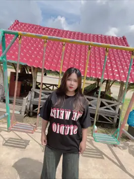 ម៨នចេះរាំទេ😂😂😂