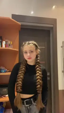 Other and me😐 #tiktok #fypviralシ #fypviraltiktok🖤シ゚☆♡ #funnyshortvideo