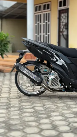 sisi kanan🤩🤙 #vario #variogen2 #varionew125 #variovietnam🇻🇳 #fyppppppppppppppppppppppp 