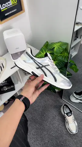 Secakep ini sepatu lokal 🥶 #sepatusneakers #localbrand #sepatumurah #sepatu 