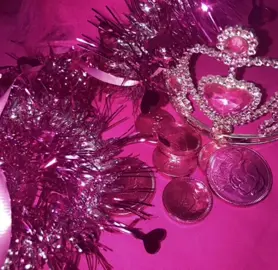 THIS REMIX IS TOO GOOD OMG PINK HAS DONE IT AGAINNNNNN PLUS ZARA’S VERSES ARE CATCHYYYYYY  #pinkpantheress #zaralarsson #songs #y2k #fypシ゚viral 