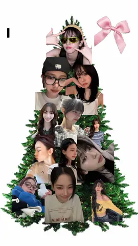 I WANT THIS CHRISTMAS TREE 🎄 bruhh💙💙💙 #유지민 #카리나 #윈터 #에스파 