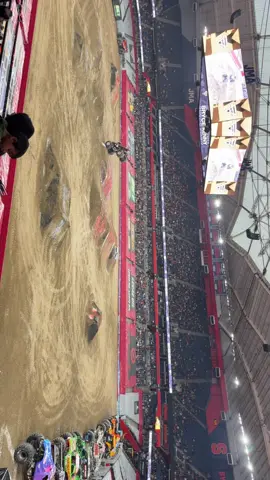 #monsterjam2025 #syracusecarrierdome #fyp #monstertrucks 