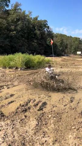 king loved harvestfest! #cartersoffroadpark #arkansas #mudding 