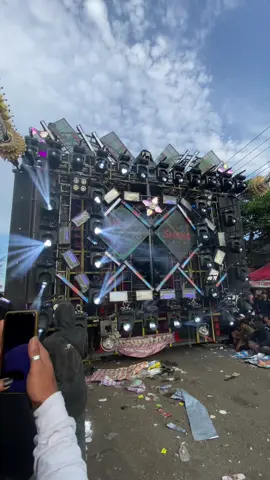 Molee jam piro bolo🤭#karnavalgampingan #karnavalsoundhoreg #pemburuhoreg 