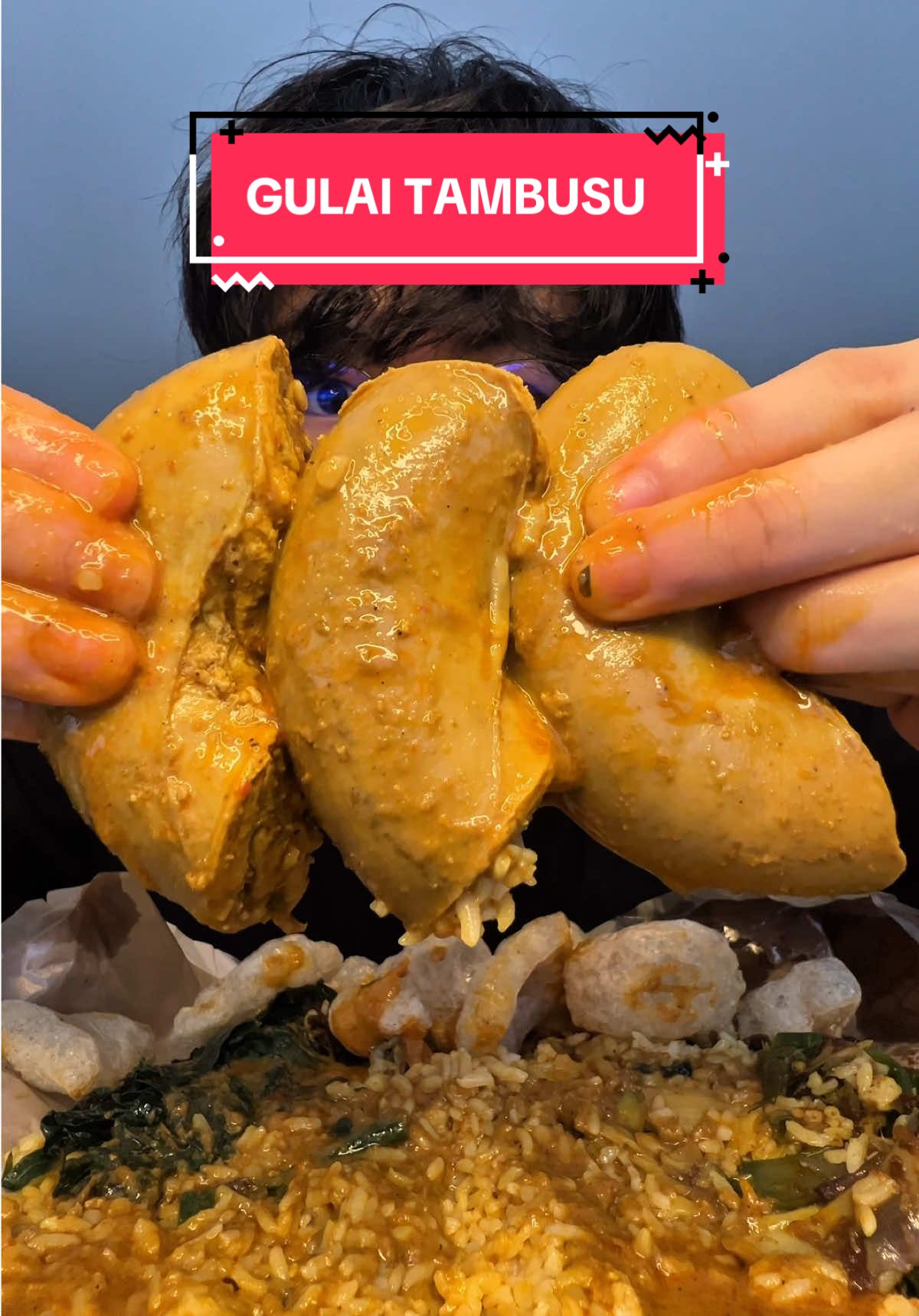 tetangga ngasih 3 tambusu…  #tetangga #gulaitambusu #nasipadang #mukbang #makan 