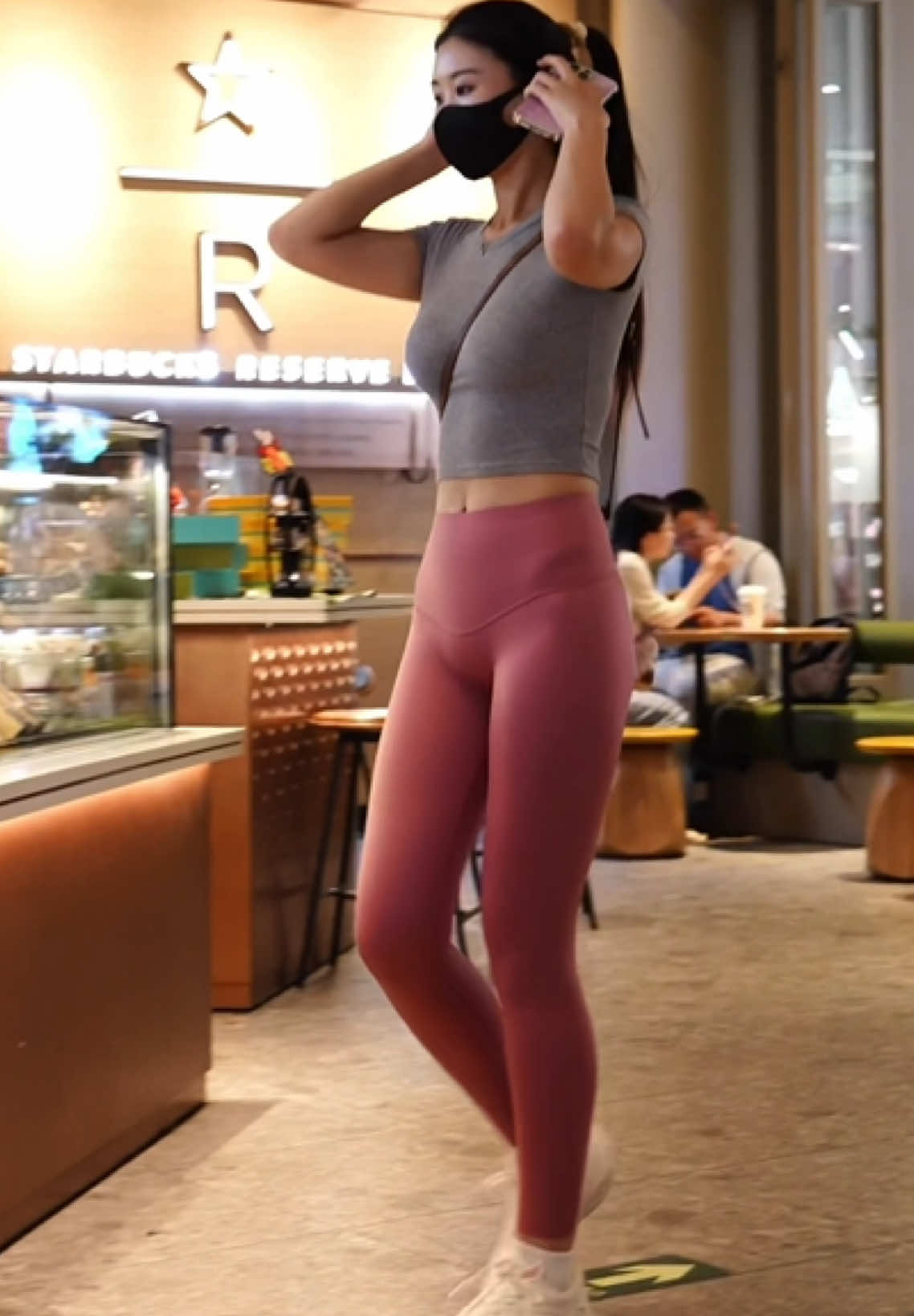 Cafe hông 🤗 #quanleggingnu #quanleggingnucapcao #dotapgym #quanlegging #xh 