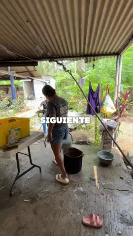 Ya era hora de que vaya avanzando la Puchaina-Hause, pero mi MAMÁ no le está gustando que uno sea LIMPIO Y ORDENADO! Una cosa es la pobreza otra la puerqueza 😠😒🤦🏻‍♂️🤷🏻😭😢 #angstory #storytime #storytimes #storytelling #famoso 