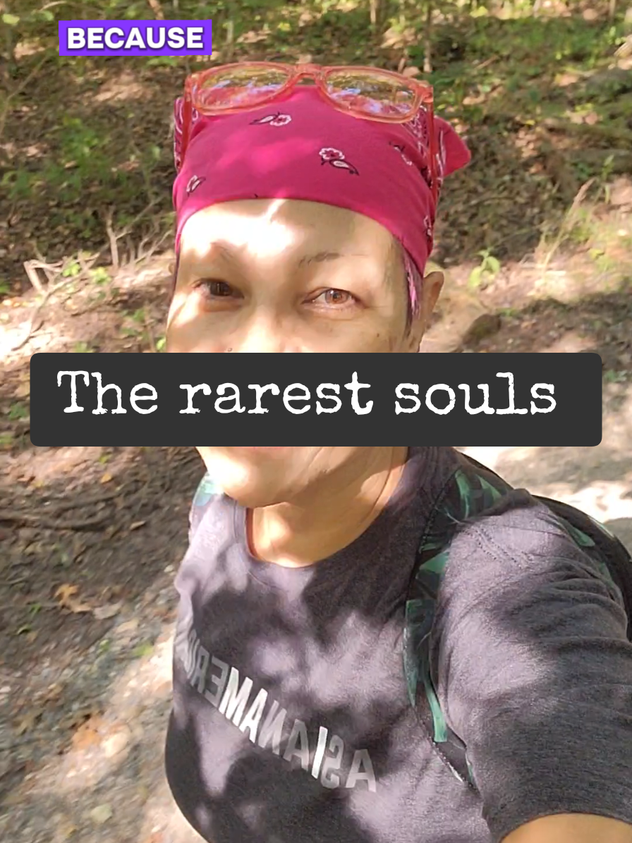 I allowed Tiktok to choose the sound. 🤌🏼 . . . . #spiritualtiktok #starseed #intuitivepsychic #lizeeloo2 
