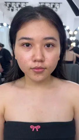 Xử lí da khuyết điểm     #hocvienquannguyenpule #diaryteamquanpu #makeupsaigon #makeuptainha #makeuptiec 