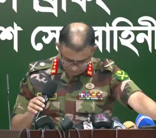 কি ঘটছে সেনা সদর দপ্তরে?  ১৫ সেনা কর্মকর্তা হেফাজতে 