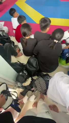 Tưởng vô đánh, ai ngờ vô ngắm người ta đánh🥹, th thì chờ lần sau kk ##taekwondo  #xuhuong #xhtiktok #xybca #xu 