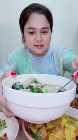 #แกงใต้ #แกงส้ม #เมซาร์พากิน #กินกับtiktok  มากินข้าวกันค่ะ