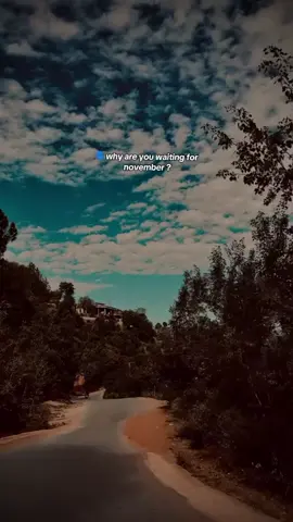 apki November kon SE date KO ati hai 🙂🤌🏻