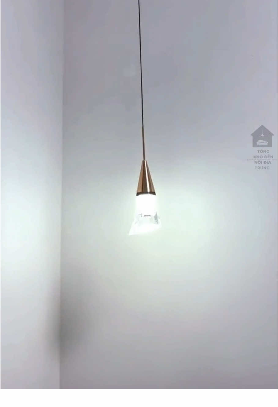 ĐÈN THẢ ĐẦU GIƯỜNG PHA LÊ. #tongkhodennoidiatrung #denled #dentradaugiong #denthatran 